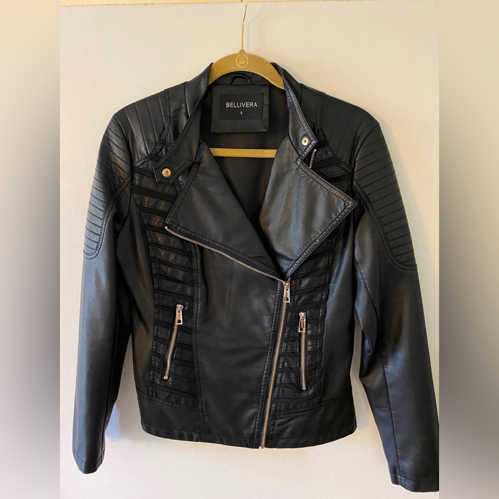 Bellivera Women’s Black Faux Leather Jacket Size Small